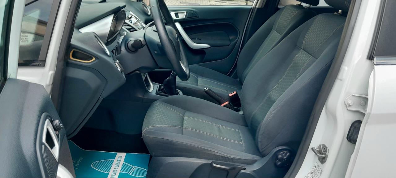 Ford Fiesta 1.2 5porte Titanium NeopatentatiOK