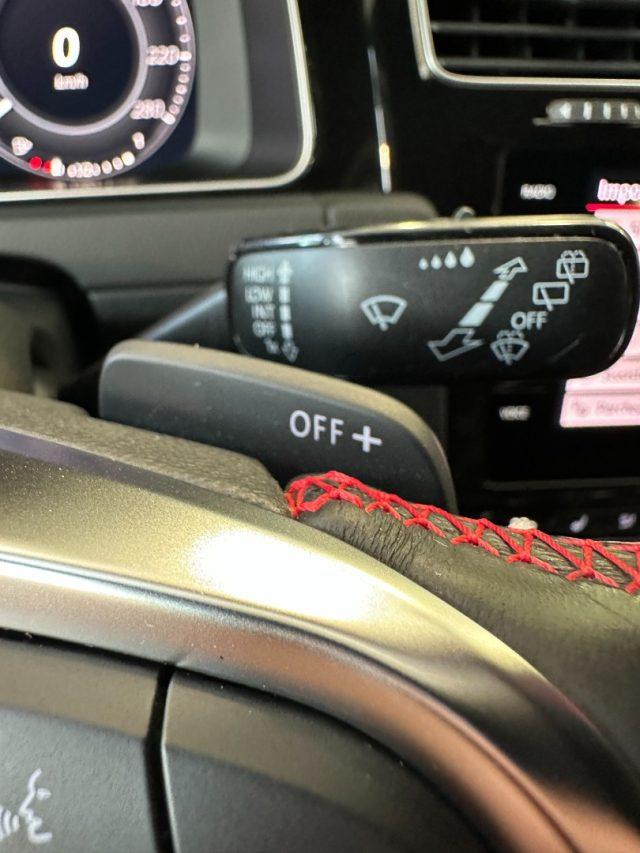 VOLKSWAGEN Golf GTI Performance 2.0 DSG -19"-Camera-DYnaudio-Keyless
