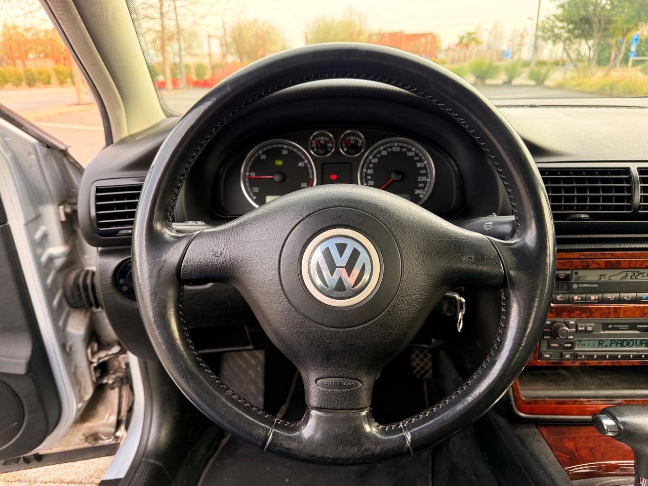 Volkswagen Passat 1.9 TDI/130 CV cat H.line Cambio automatico