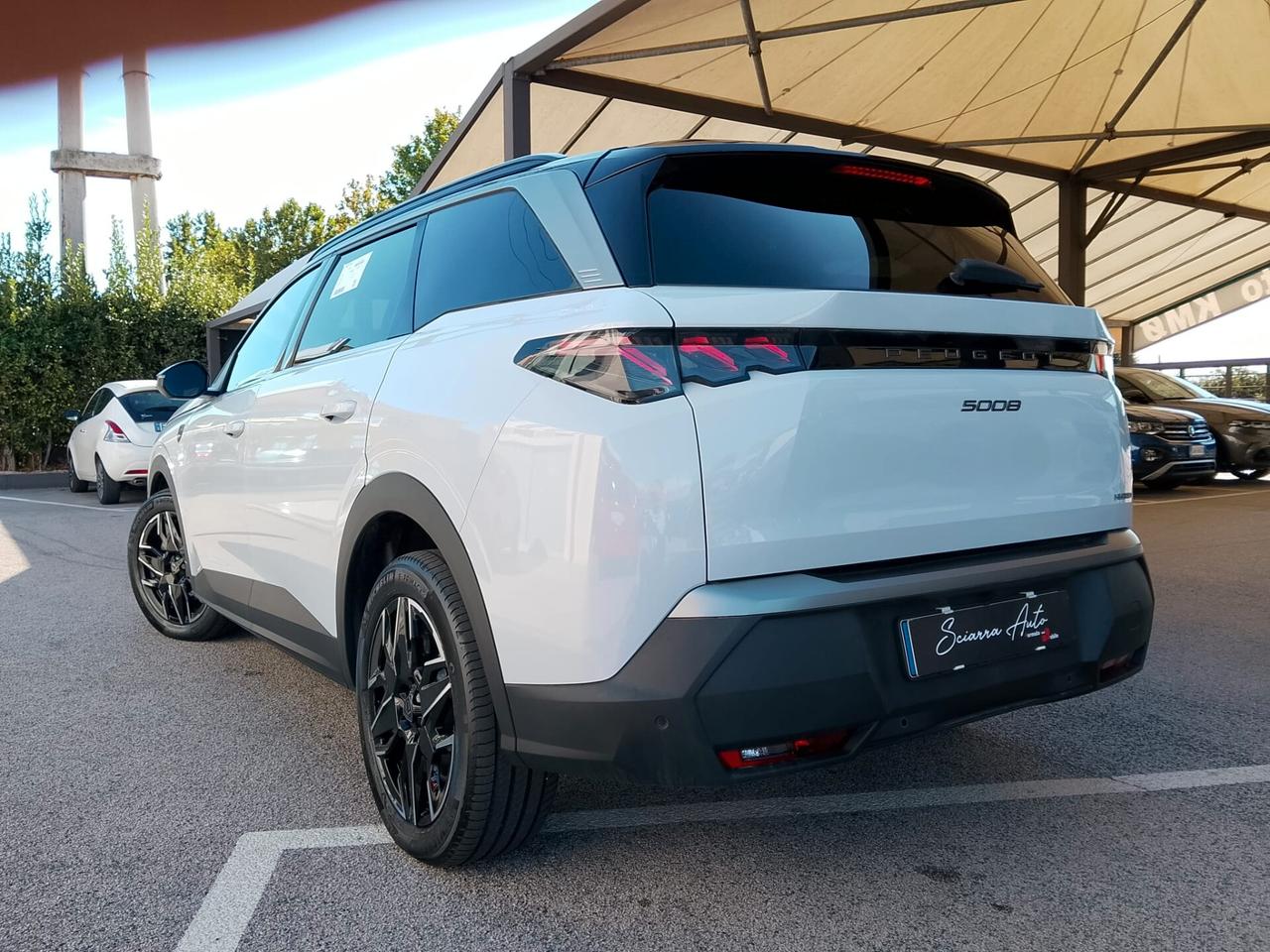 Peugeot 5008 Hybrid 145 e-DCS6 GT
