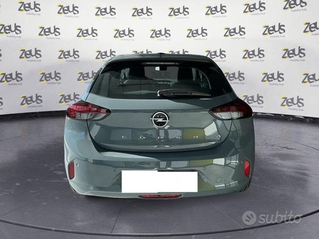 Opel Corsa-e 136 CV 5 porte