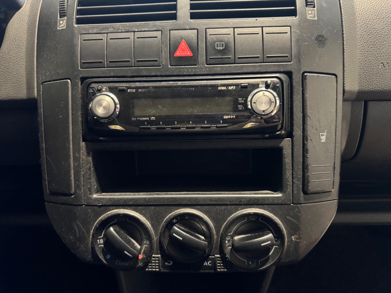 Volkswagen Polo 1.4 Benzina 75 cv