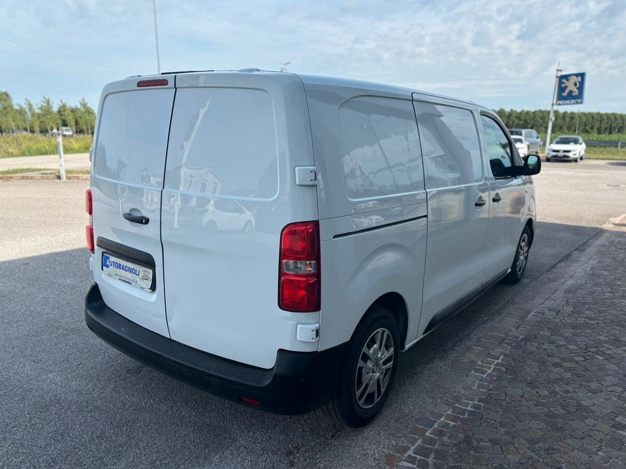 Peugeot Expert PREMIUM BlueHDi 120 PN Furgone SPOTICAR