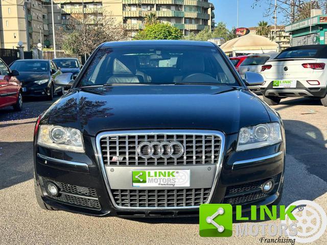 AUDI S8 5.2 V10 quattro tiptronic