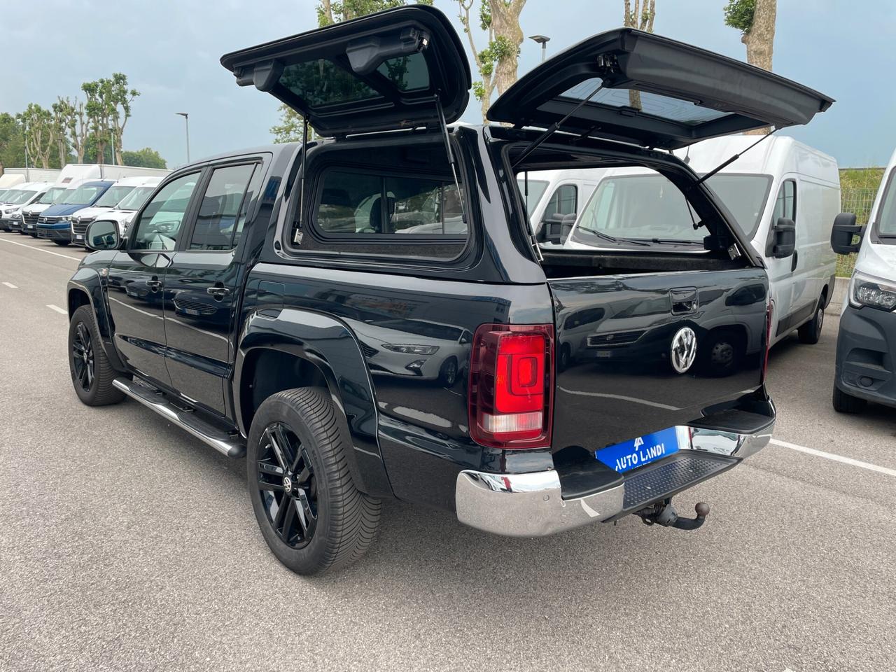 Volkswagen Amarok 3.0 V6 TDI 4MOTION BMT permanente aut. DC Highline DOPPA CABINA