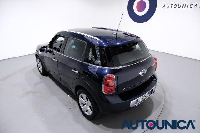 MINI Cooper D COUNTRYMAN AUTOMATICA