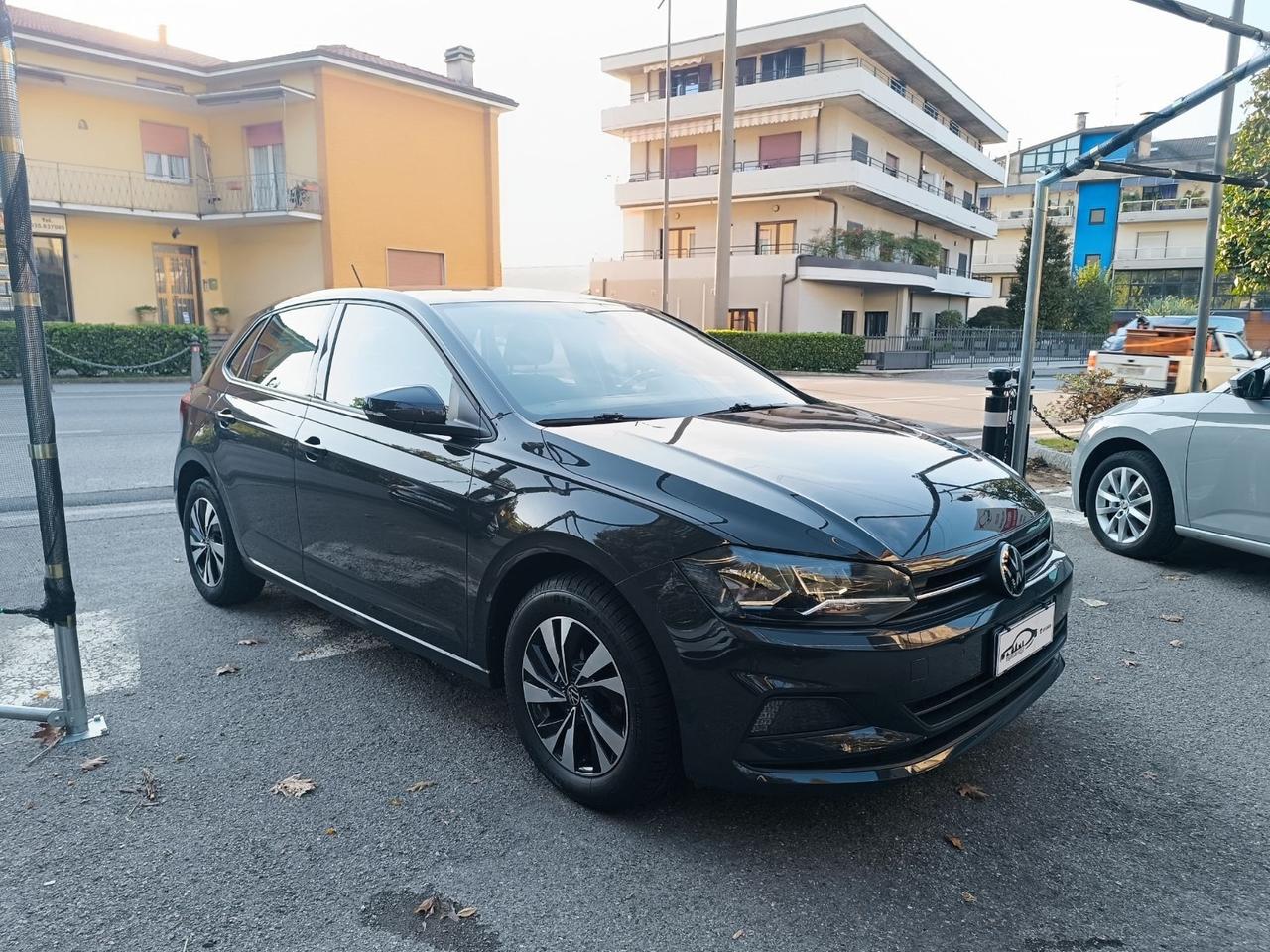 Volkswagen Polo 1.0 TSI Comfortline PACK SENSOR