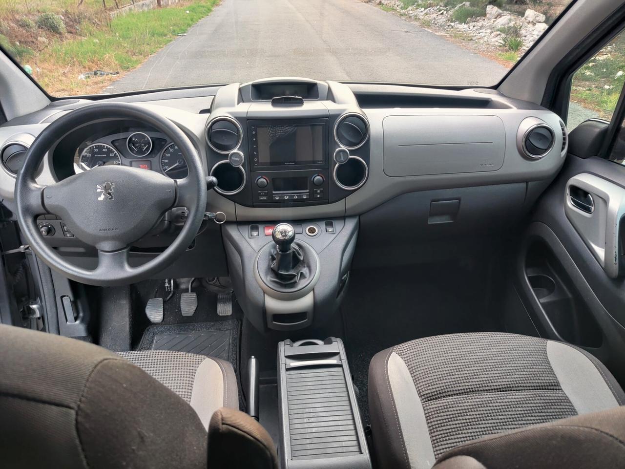 Peugeot Partner Tepee 1.6 HDi 115CV Outdoor