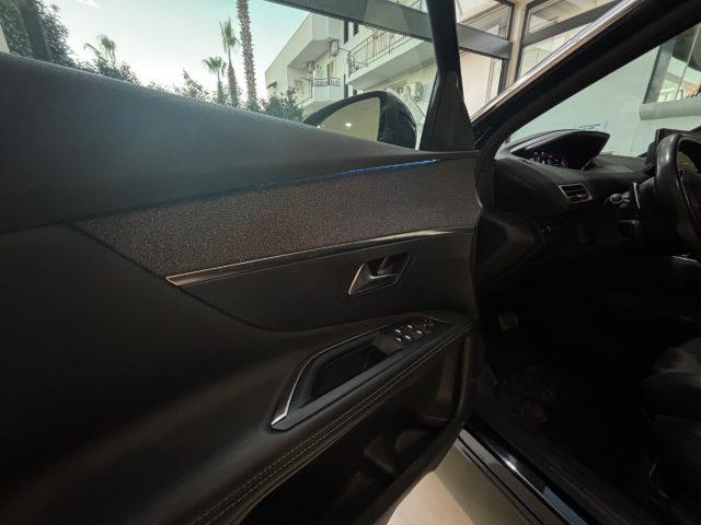 PEUGEOT 3008 BlueHDi 130 S&S EAT8 Allure Pack tua da ?239,00