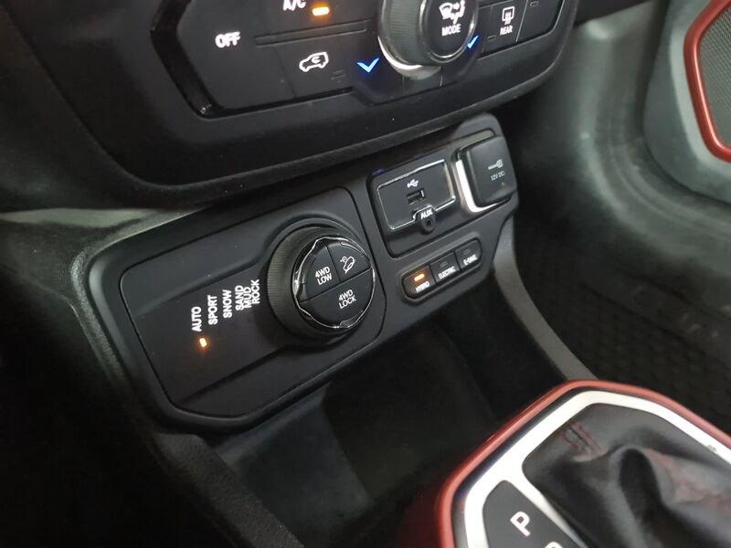 Jeep Renegade 4xe 1.3 T4 PHEV 240cv Trailhawk 4xe Auto