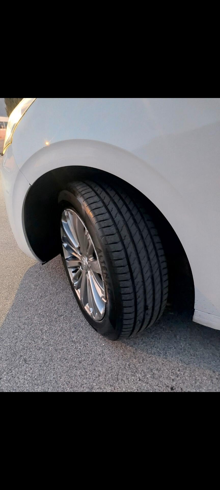 Peugeot 208 allure 1.5 diesel 2018 87 mila km