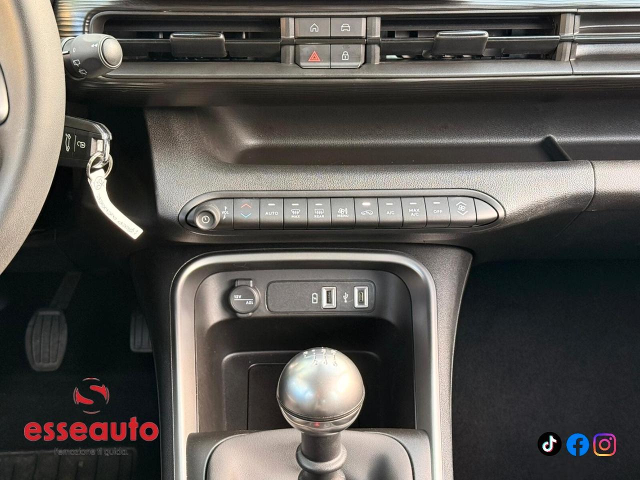 Jeep Avenger 1.2 Turbo 100 CV Altitude - PROMO MAGGIO!