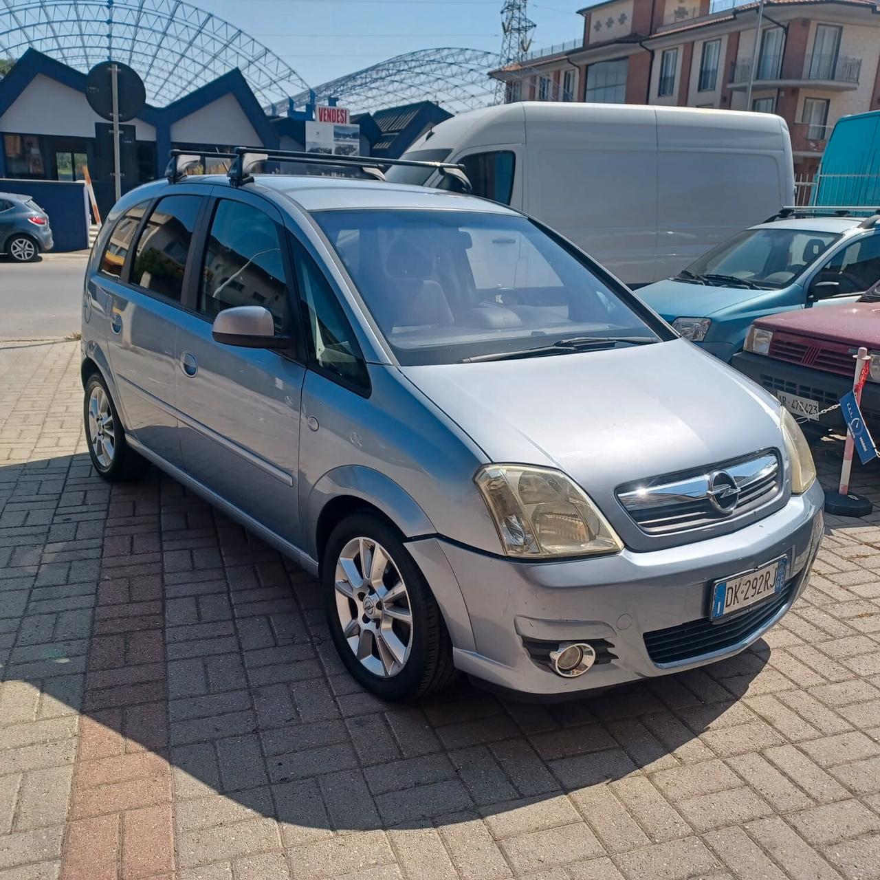 ECONOMICA MERIVA 1.7 CDI 177.288 KM