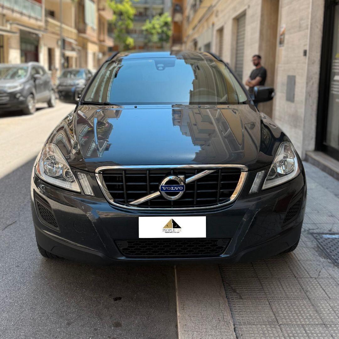 Volvo XC60 **UNICO PROPRIETARIO**
