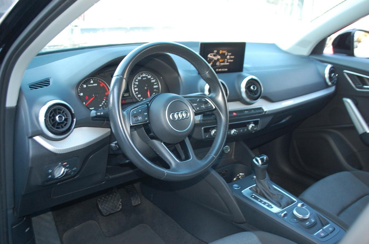 Audi Q2 30 2.0 tdi 115CV Admired Advanced S-tronic Led