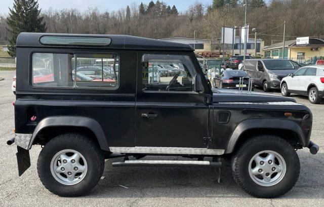 LAND ROVER Defender 90 2.5 Td5 Station Wagon corta