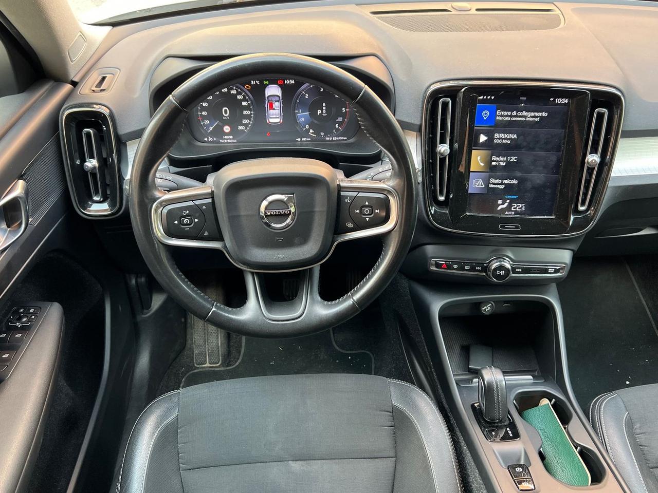 Volvo XC40 Business Plus D3 #12032