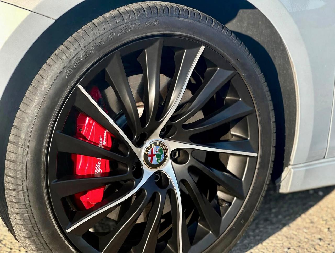 Alfa Romeo Giulietta 1750 Turbo TCT 241cv Quadrifoglio Verde