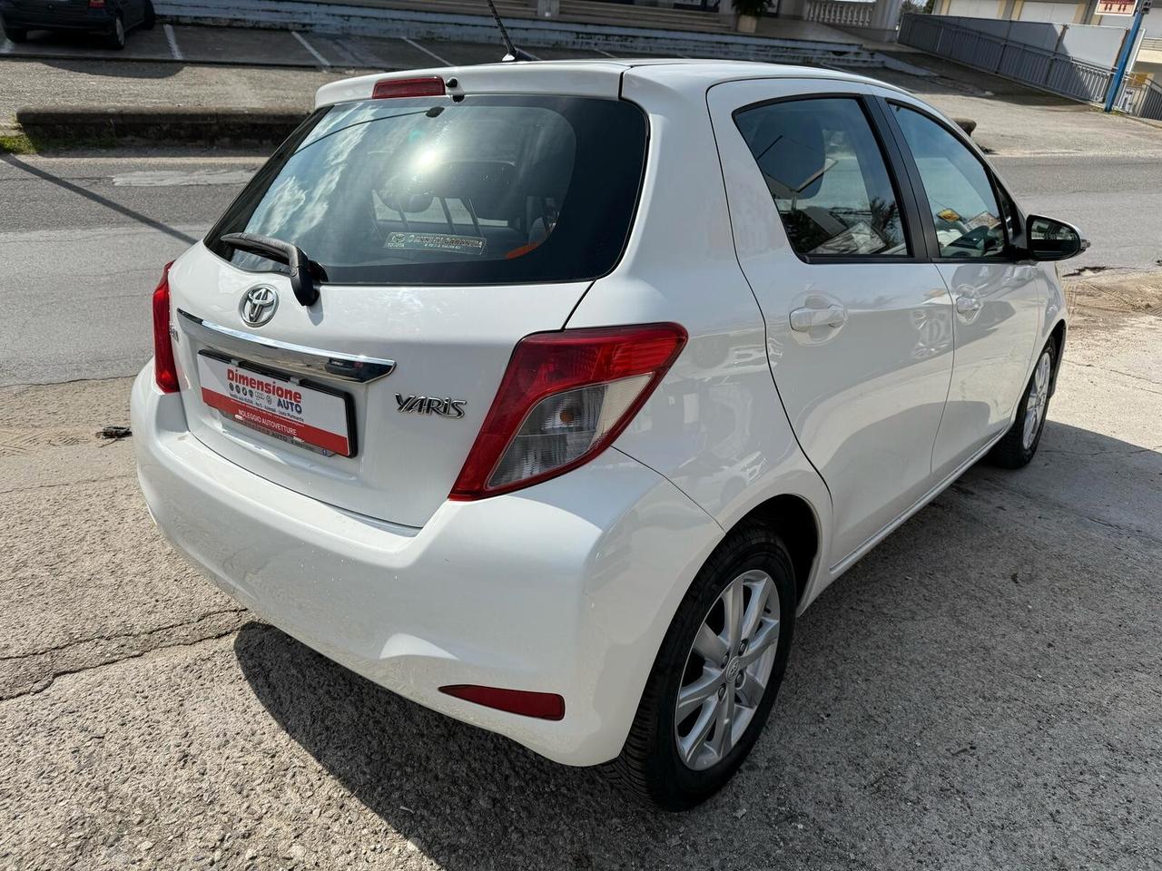 Toyota Yaris 1.4 D-4D DPF 5 porte M-MT Sol