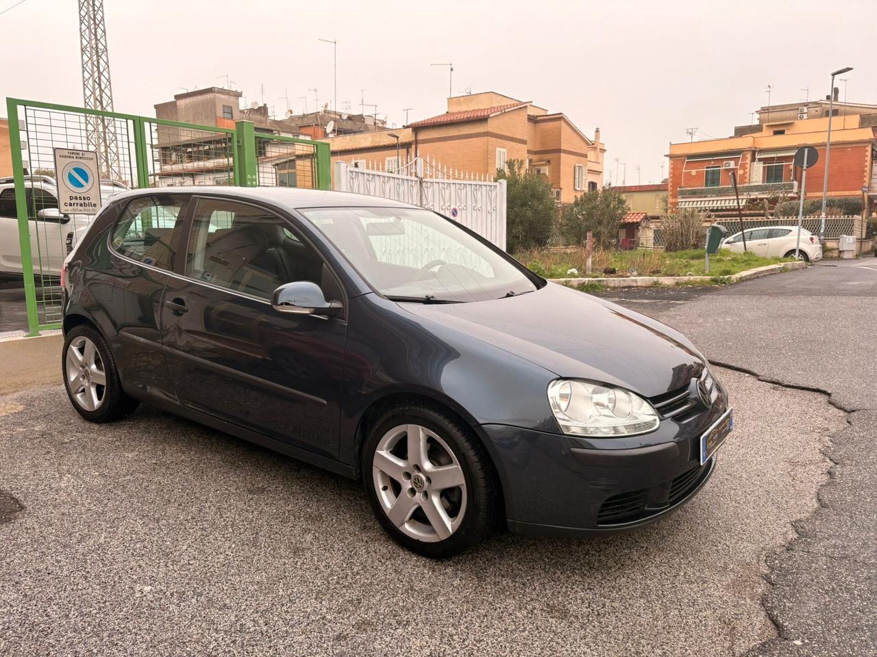 Volkswagen Golf 1.6 16V FSI 3p. Sportline