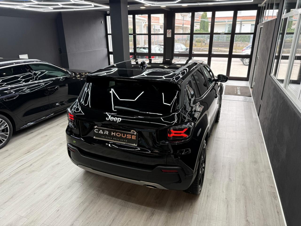 Jeep Avenger 1.2 Turbo MHEV SUMMIT