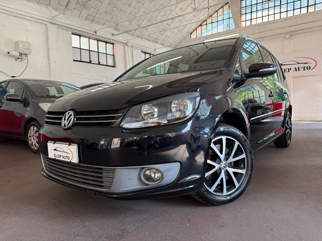 Volkswagen Touran 2.0 TDI 170 CV DSG - CINGHIA OK