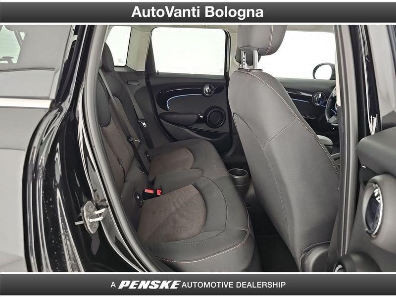 MINI Mini 5 porte Mini 5p 1.5 One Essential 75cv