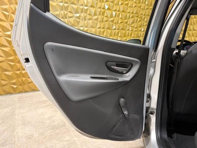 Lancia Ypsilon 1.3 MJT 16V 95 CV 5 porte Gold