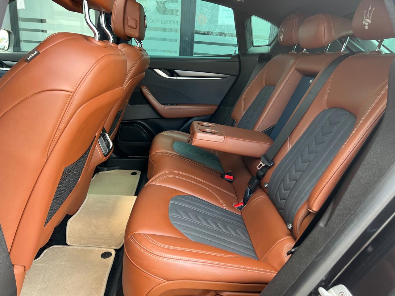 Maserati Levante AWD GRANLUSSO / UNICO PROPRIETARIO