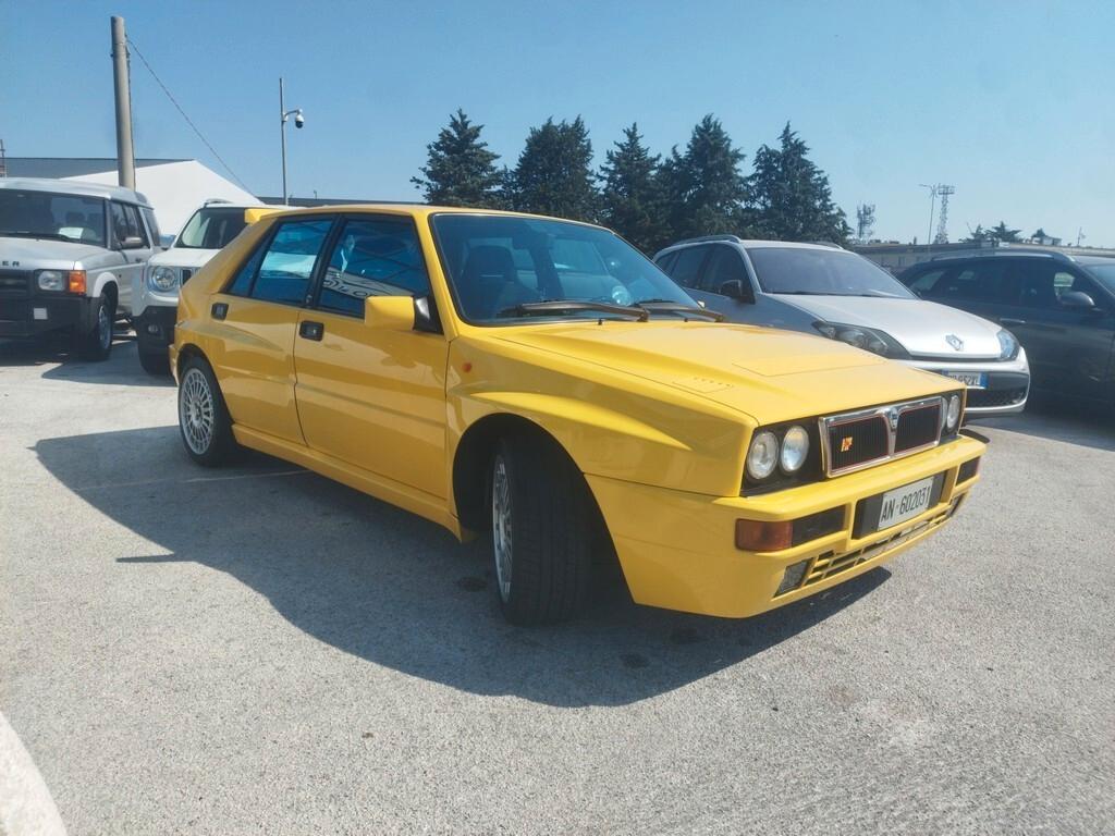 Lancia Delta 2.0i.e. turbo 16V cat HF integrale EVO2 Giallo Ginestra