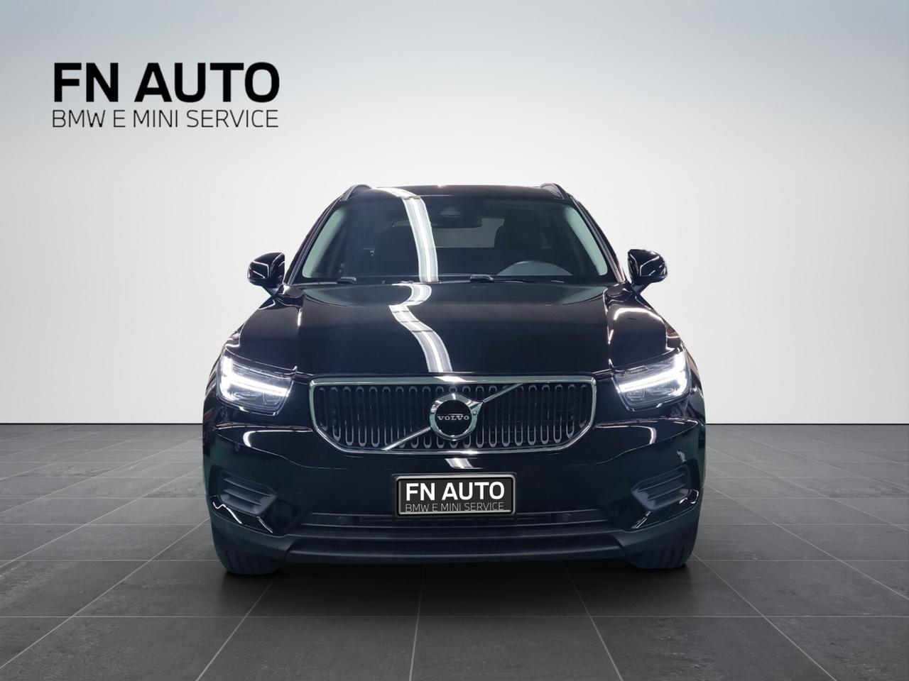Volvo XC40 T2 Momentum Core