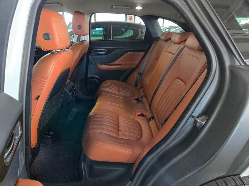 Jaguar F-Pace (X761) 2.0 D 180 CV AWD aut. Portfolio