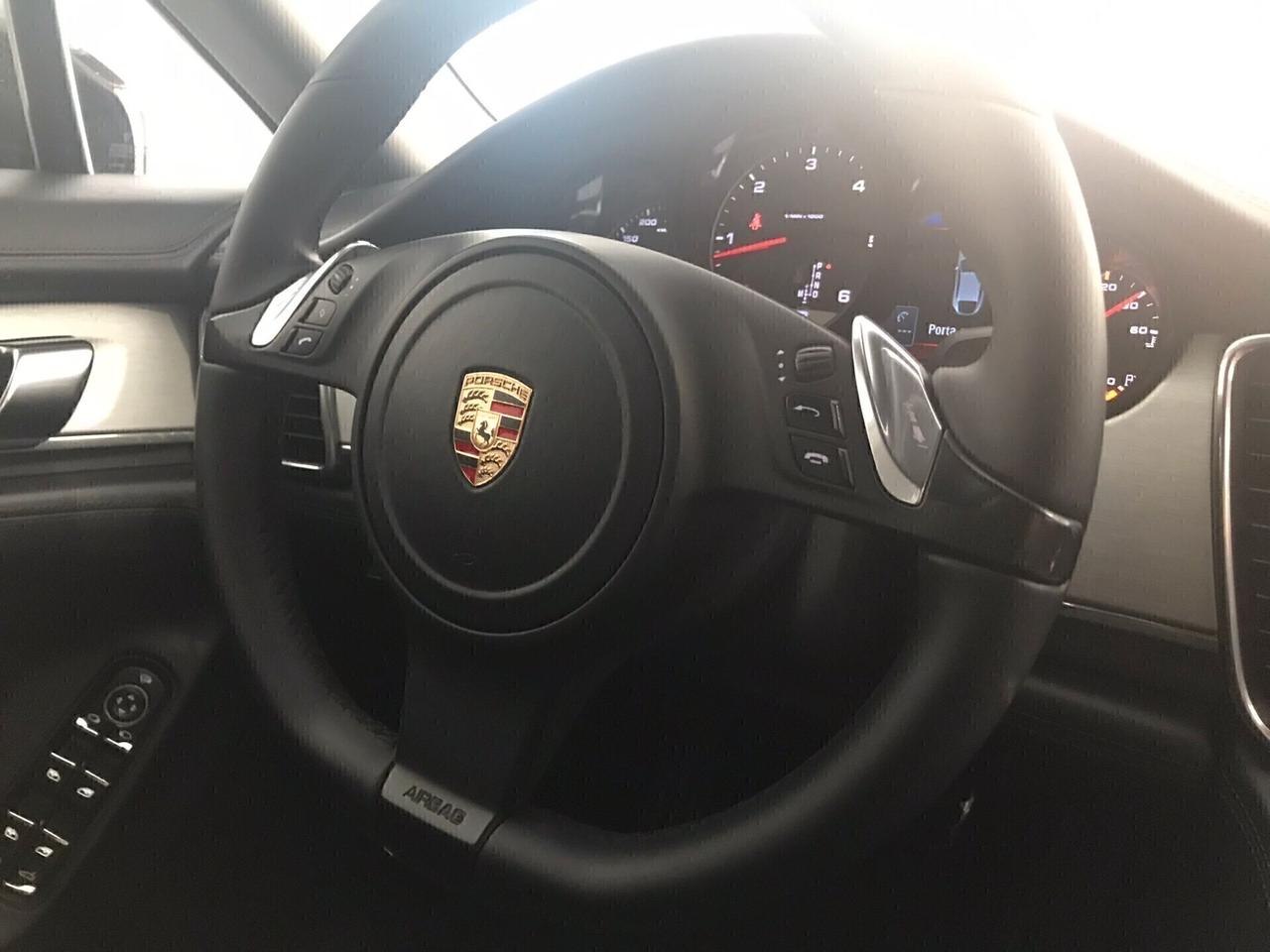 Porsche Panamera 3.0 Diesel Platinum Edition 250cv