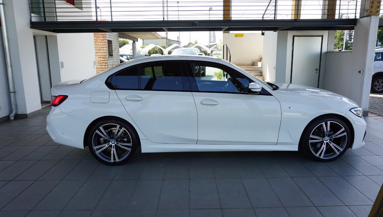 BMW 320 d mhev 48V xdrive Msport auto