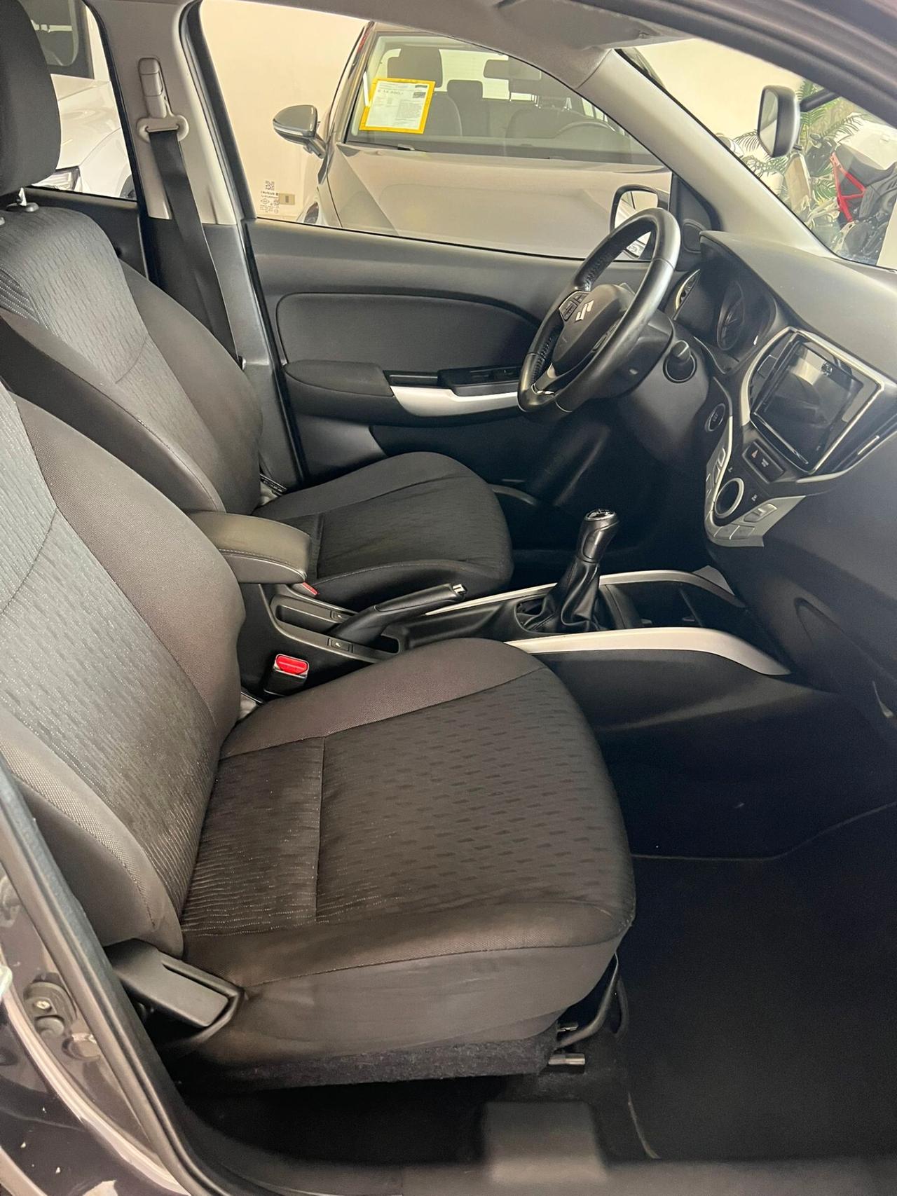 Suzuki Baleno 1.2 Hybrid B-Top