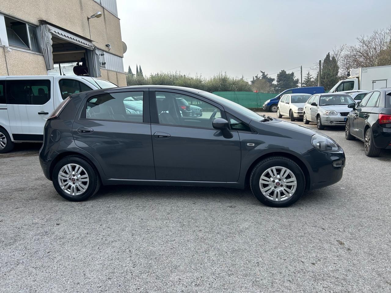 Fiat Punto 1.3 MJT II 75 CV 5 porte Lounge