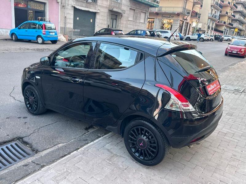 Lancia Ypsilon 1.3 MJT 16V 95 CV 5 porte S&S Gold