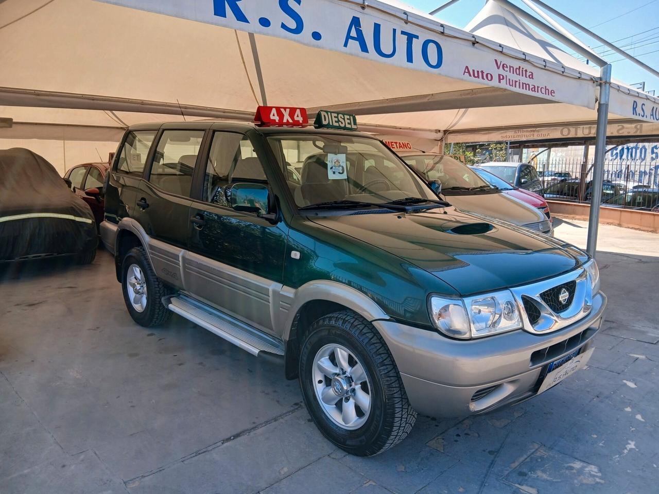 Nissan Terrano II 2.7 Tdi 4x4 full 7posti sw 00