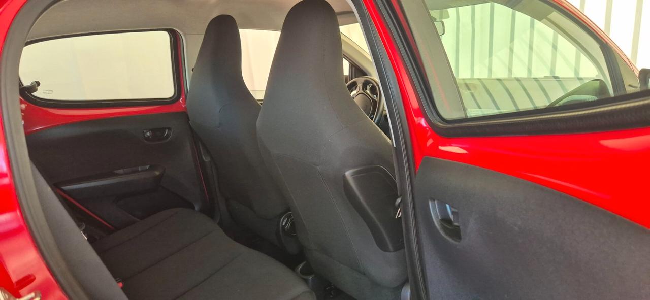 PEUGEOT 108 1.0 70CV STYLE Adatta per neop. 10/2017