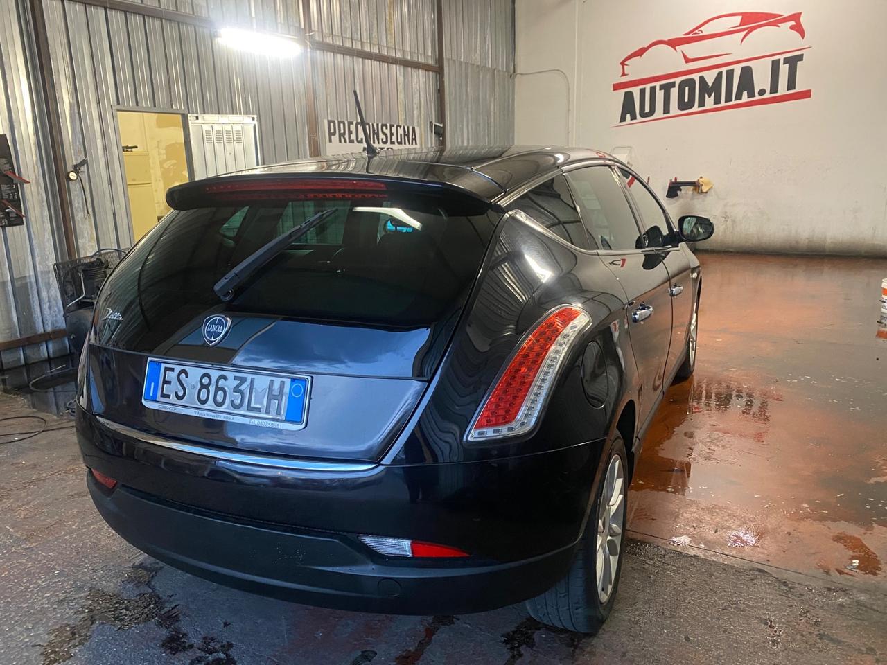 Lancia Delta 1.6 MJT DPF Silver