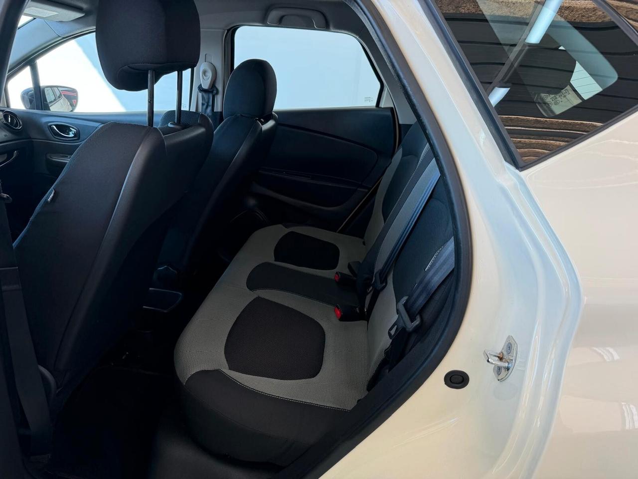 RENAULT CAPTUR 1.5 DIESEL 90CV AUTOMATICA