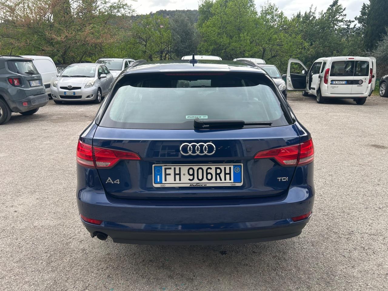 Audi A4 Avant 2.0 TDI 122 CV Euro6B