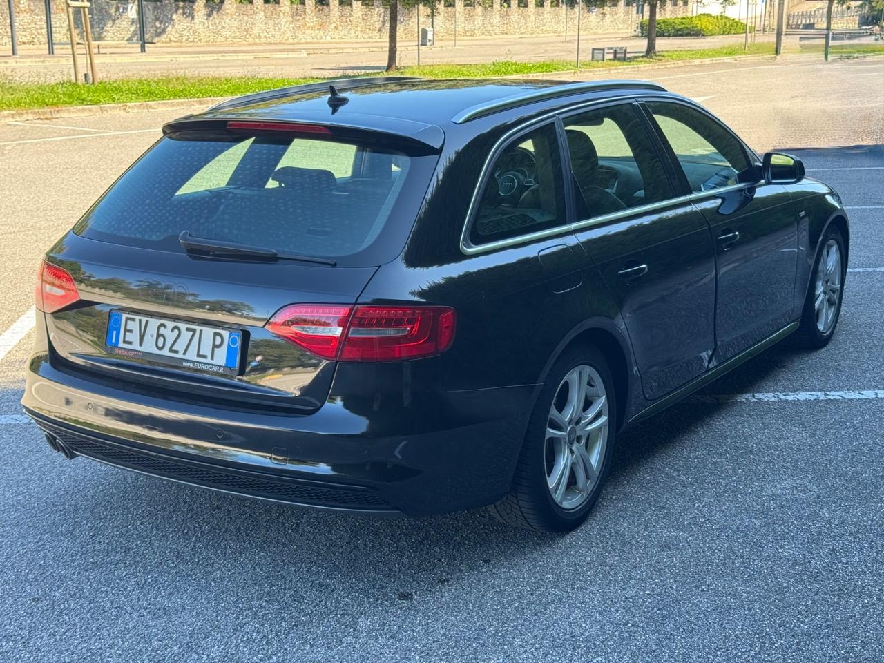 Audi A4 S-Line 2.0 TDI 177CV quattro