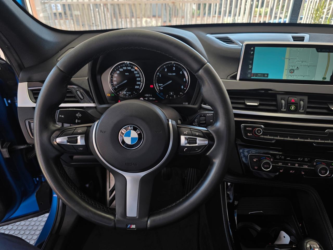 Bmw X1 sDrive 18d M-Sport Blu Estoril 2019 head up display