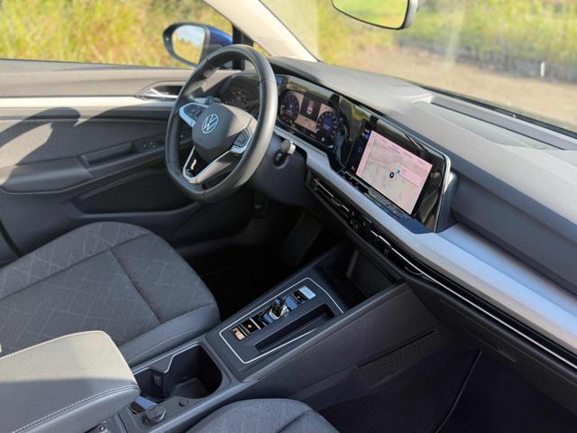 VOLKSWAGEN Golf 1.0 eTSI EVO DSG Life