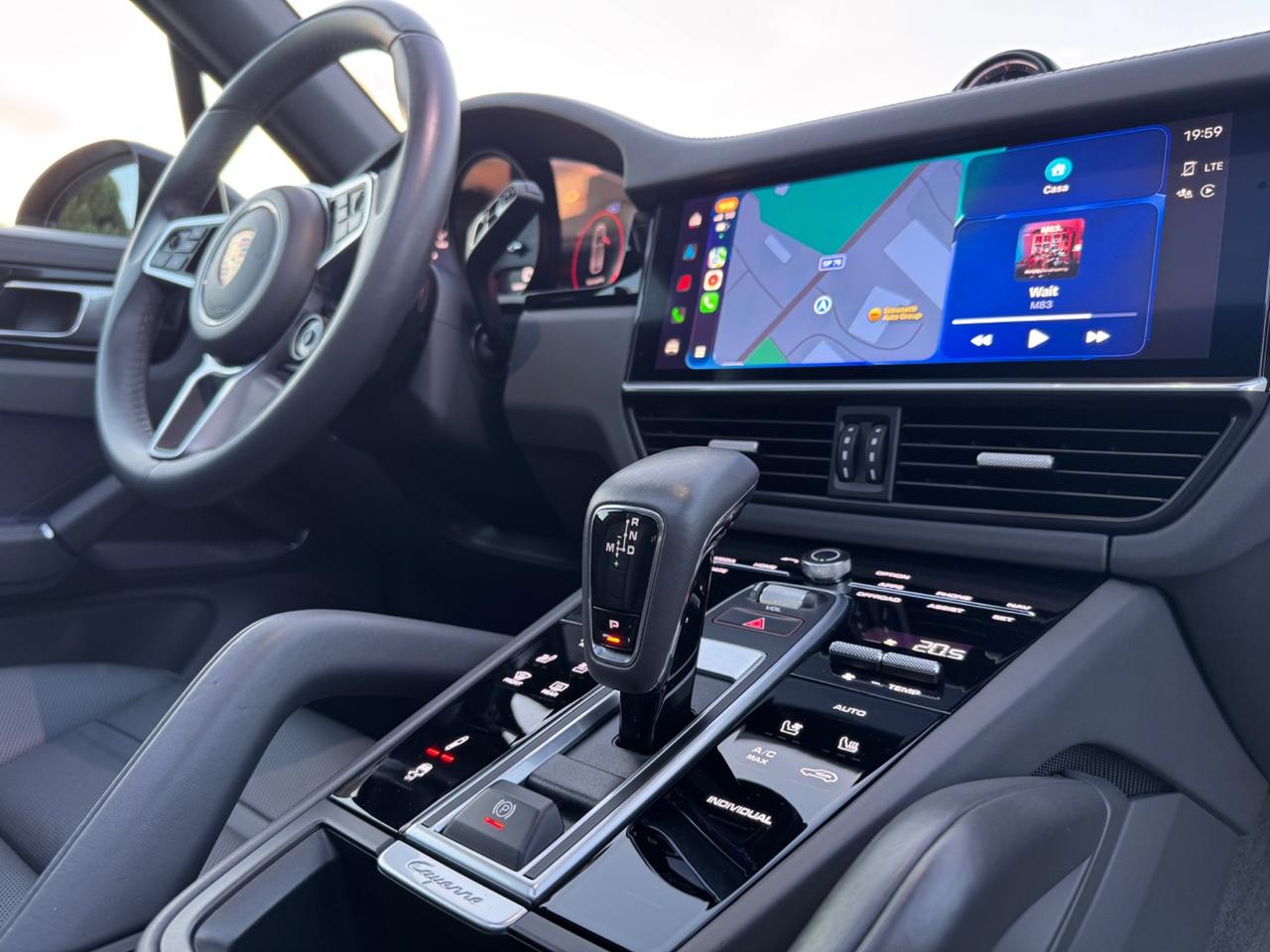 Porsche Cayenne 3.0 V6 E-Hybrid Platinum Edition