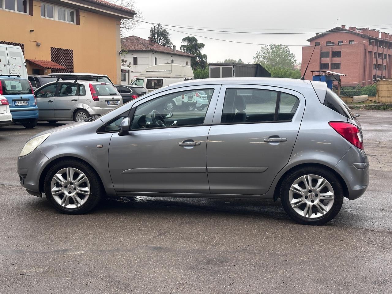Opel Corsa 1.2 5 porte Club solo 73mila km originali