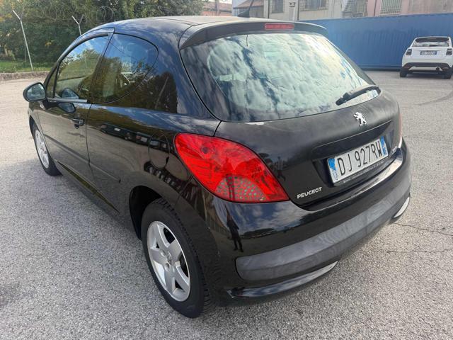 PEUGEOT 207 1.4 8V 75CV 3p. X Line senza nessun lavoro da fare