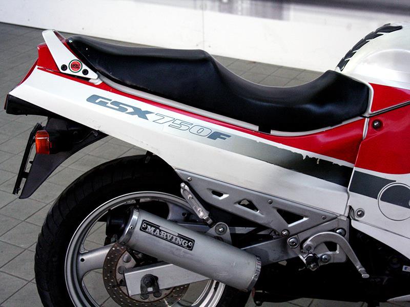 Suzuki GSX 750 F