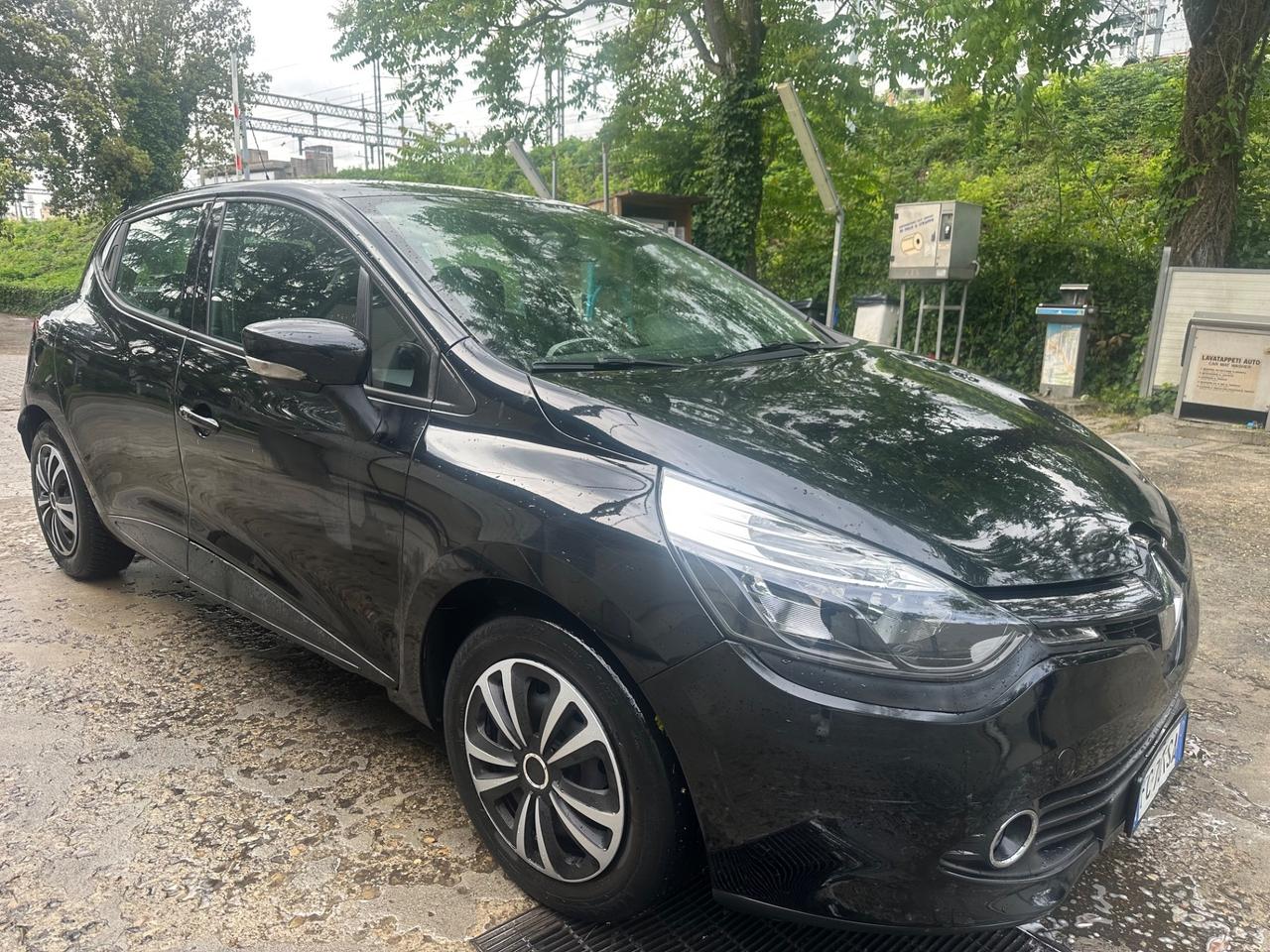 Renault Clio dCi 8V 75 CV Start&Stop 5 porte Energy Duel